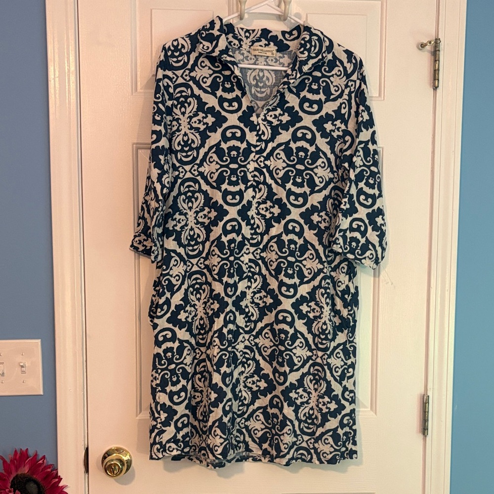 Printed Navy and White Mini Dress - Casual Tunic Style- fits like a Large